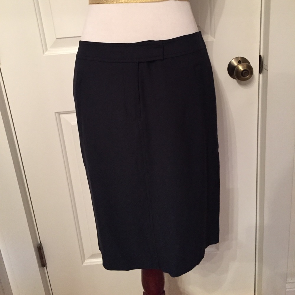 NEW W By WORTH SKIRT PENCIL STRAIGHT NAVY BLUE KNEE LENGTH Size 2 NWT